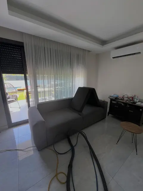 Gri kanepe — Çeşme, İzmir