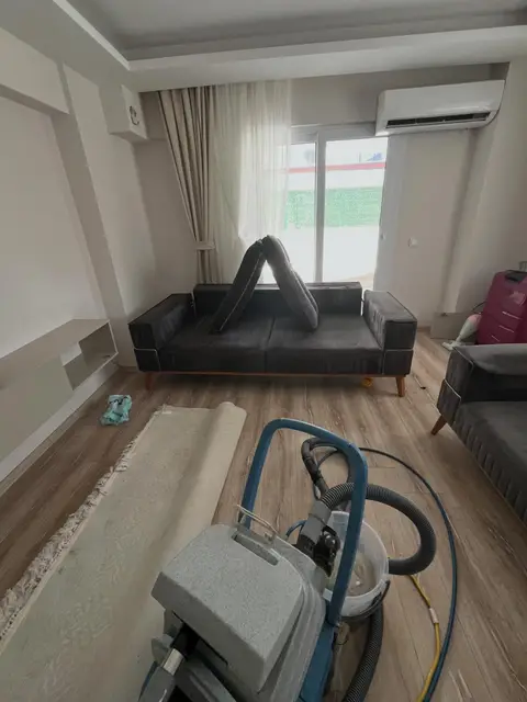 Antrasit kanepe — Çiğli, İzmir