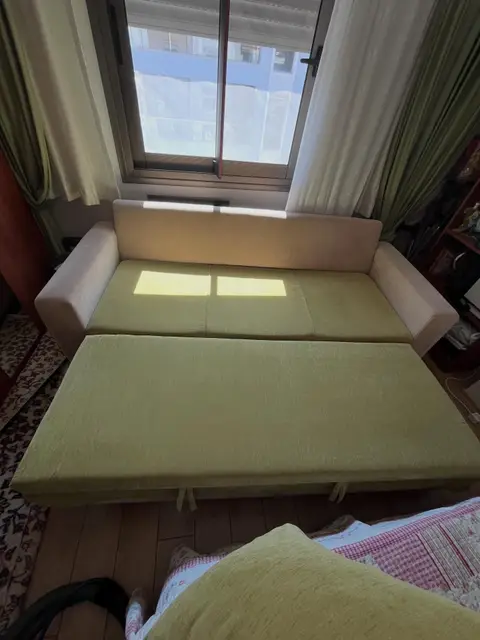 Yeşil minderli açılır kanepe — Narlıdere, Kemalpaşa, İzmir